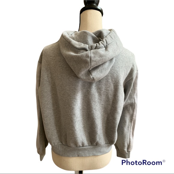 Sweatshirt - Picture 2 of 3